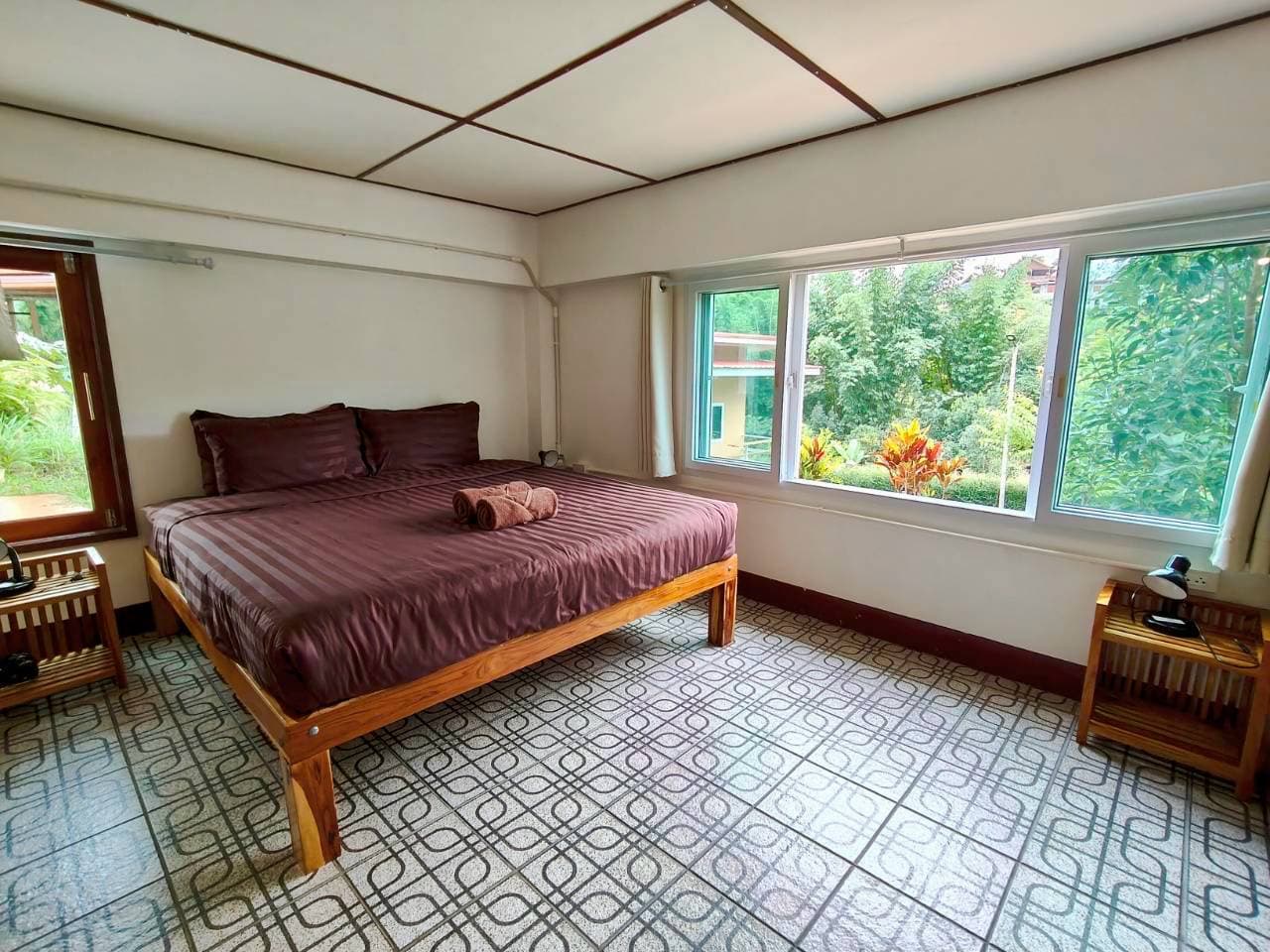 Room 1 – Family Room, photo 3